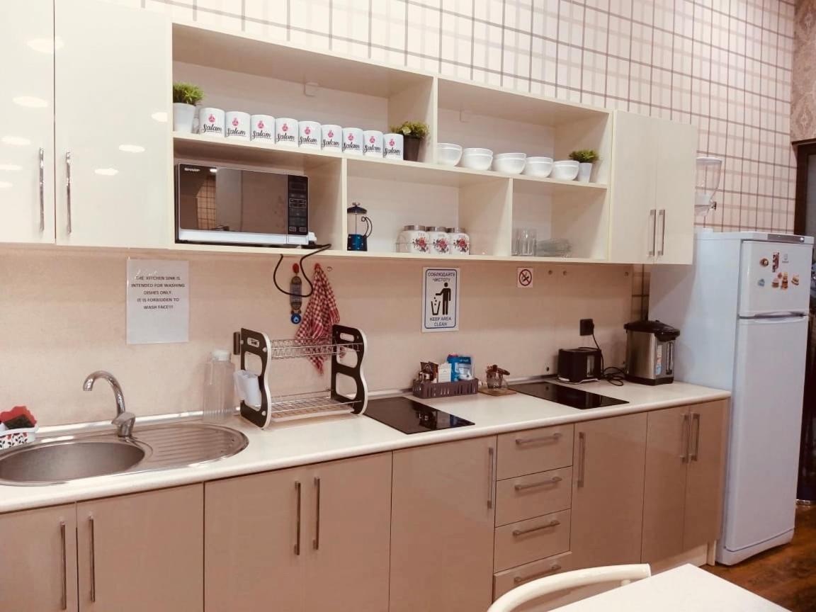 Salam Hostel Baku Bagian luar foto